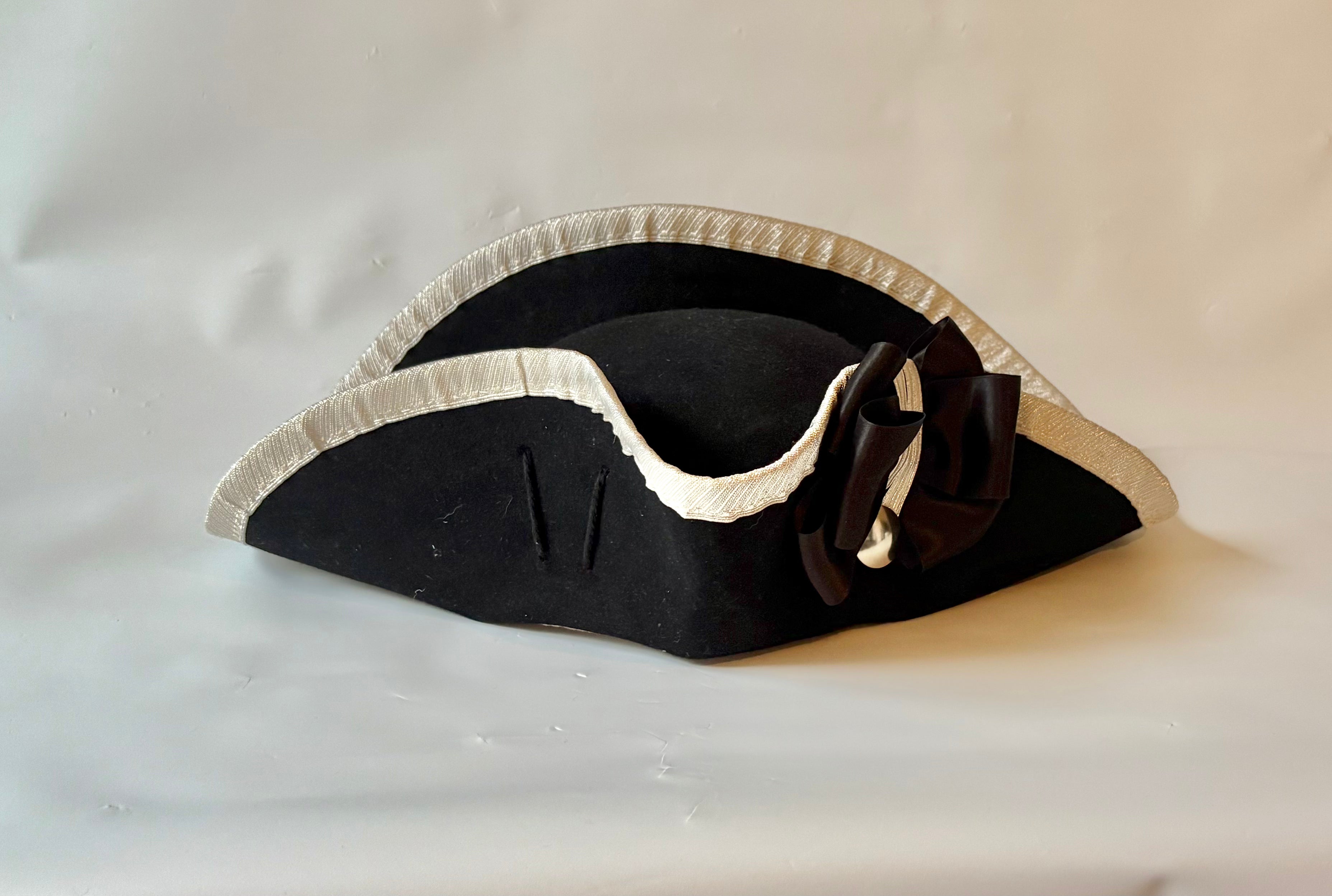 Metallic Lace Bound Ramillies Style Fur Felt Officer's Cocked Hat with Cockade