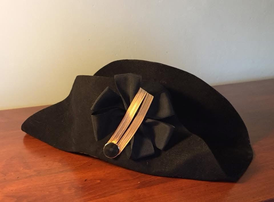 Unbound British Officer's Fur Felt Cocked Hat with Cockade