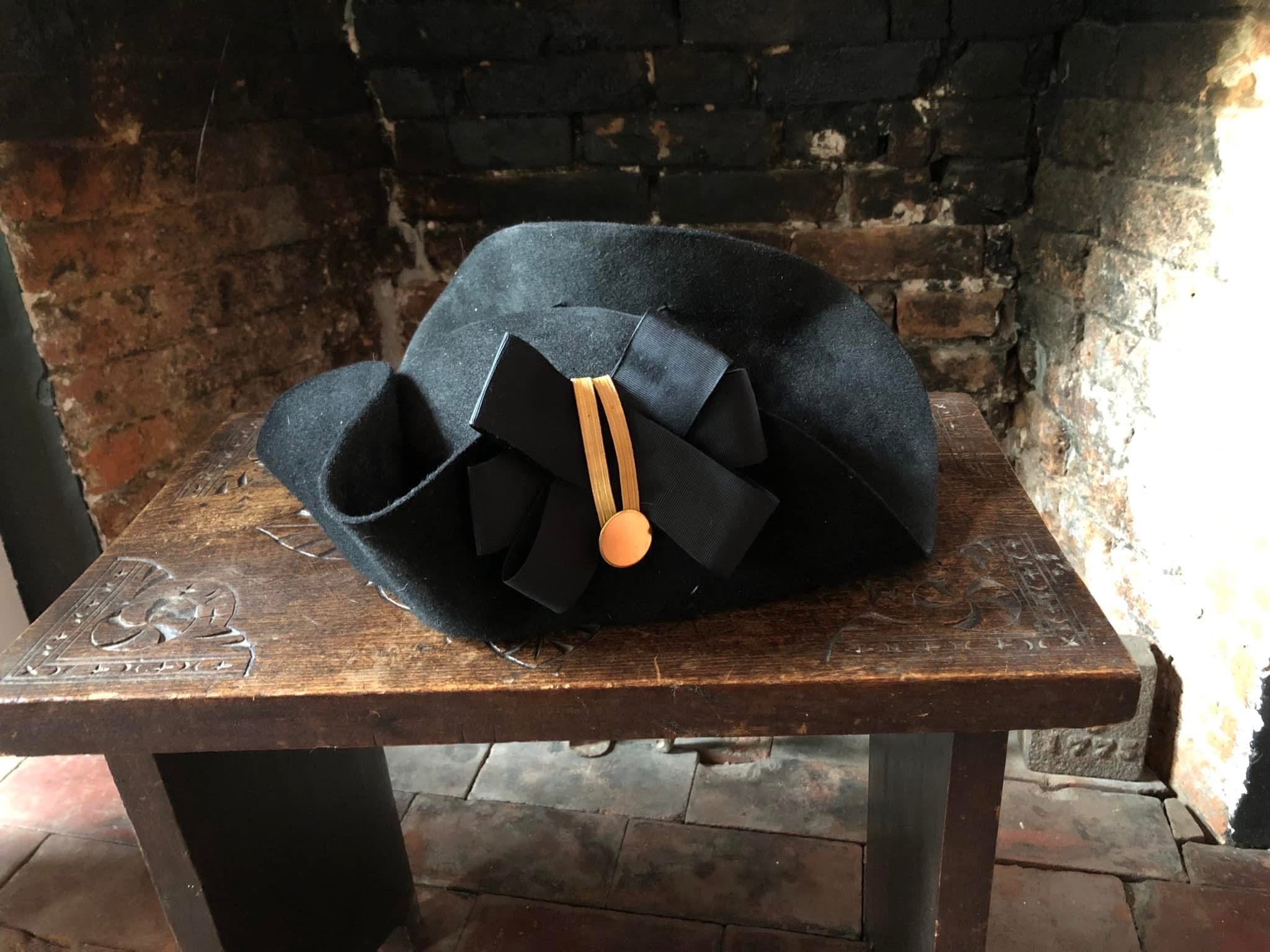Unbound Nivernois Style Fur Felt Officer's Cocked Hat with Cockade