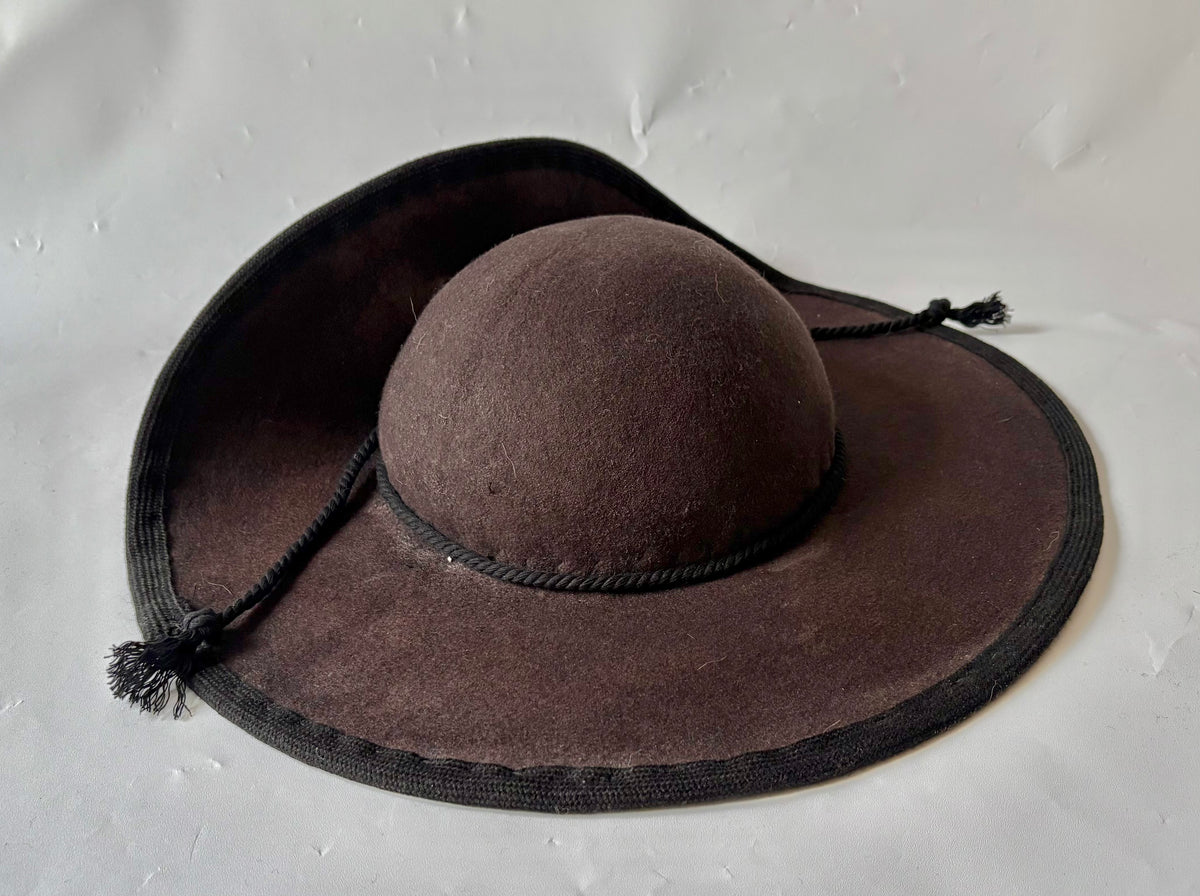 Bound Fantail Hat